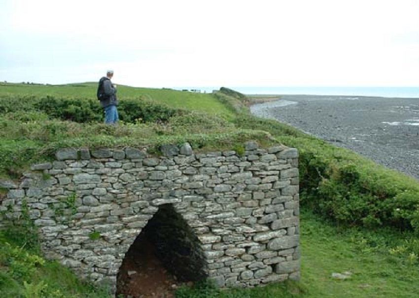 Lime kilns over looking Llanrhystud Beach
