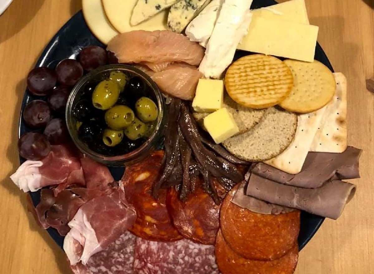 Enjoy Caffi Wyre's light bites from paninis, jacket potatoes, quiches, scotch eggs and sausage rolls to a ploughman’s platter or a shared antipasti
